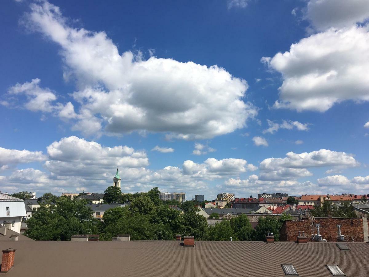 Family & Business Elegant Apartments Rynek Centrum Downtown - 2 Bedroom, Balcony, Parking Кельце Экстерьер фото