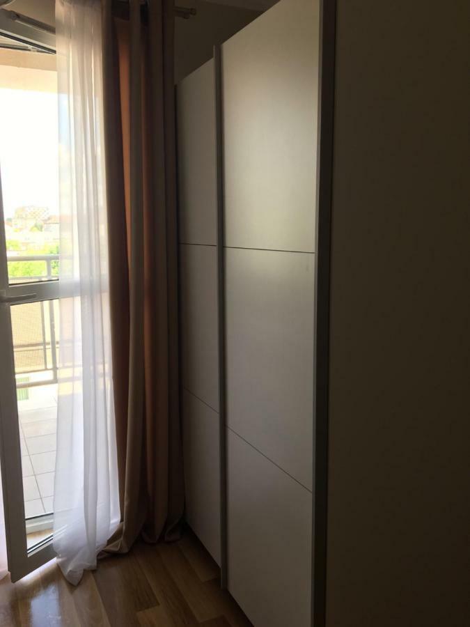 Family & Business Elegant Apartments Rynek Centrum Downtown - 2 Bedroom, Balcony, Parking Кельце Экстерьер фото
