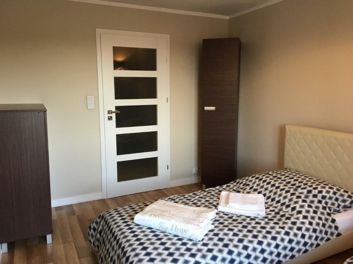 Family & Business Elegant Apartments Rynek Centrum Downtown - 2 Bedroom, Balcony, Parking Кельце Экстерьер фото