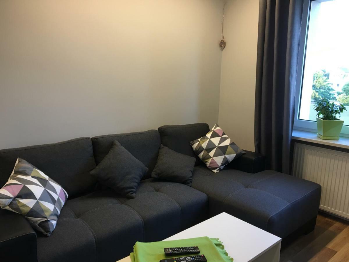 Family & Business Elegant Apartments Rynek Centrum Downtown - 2 Bedroom, Balcony, Parking Кельце Экстерьер фото