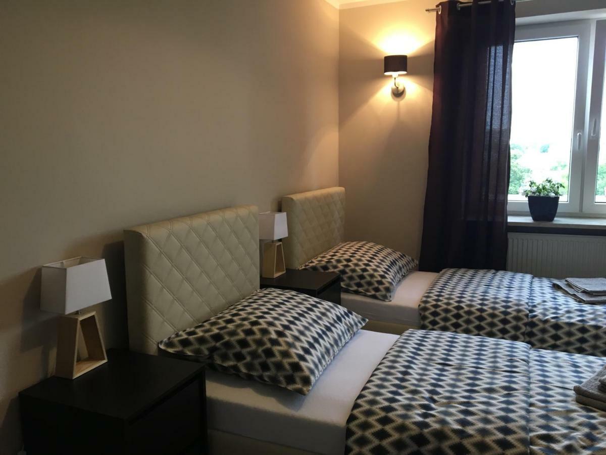 Family & Business Elegant Apartments Rynek Centrum Downtown - 2 Bedroom, Balcony, Parking Кельце Экстерьер фото