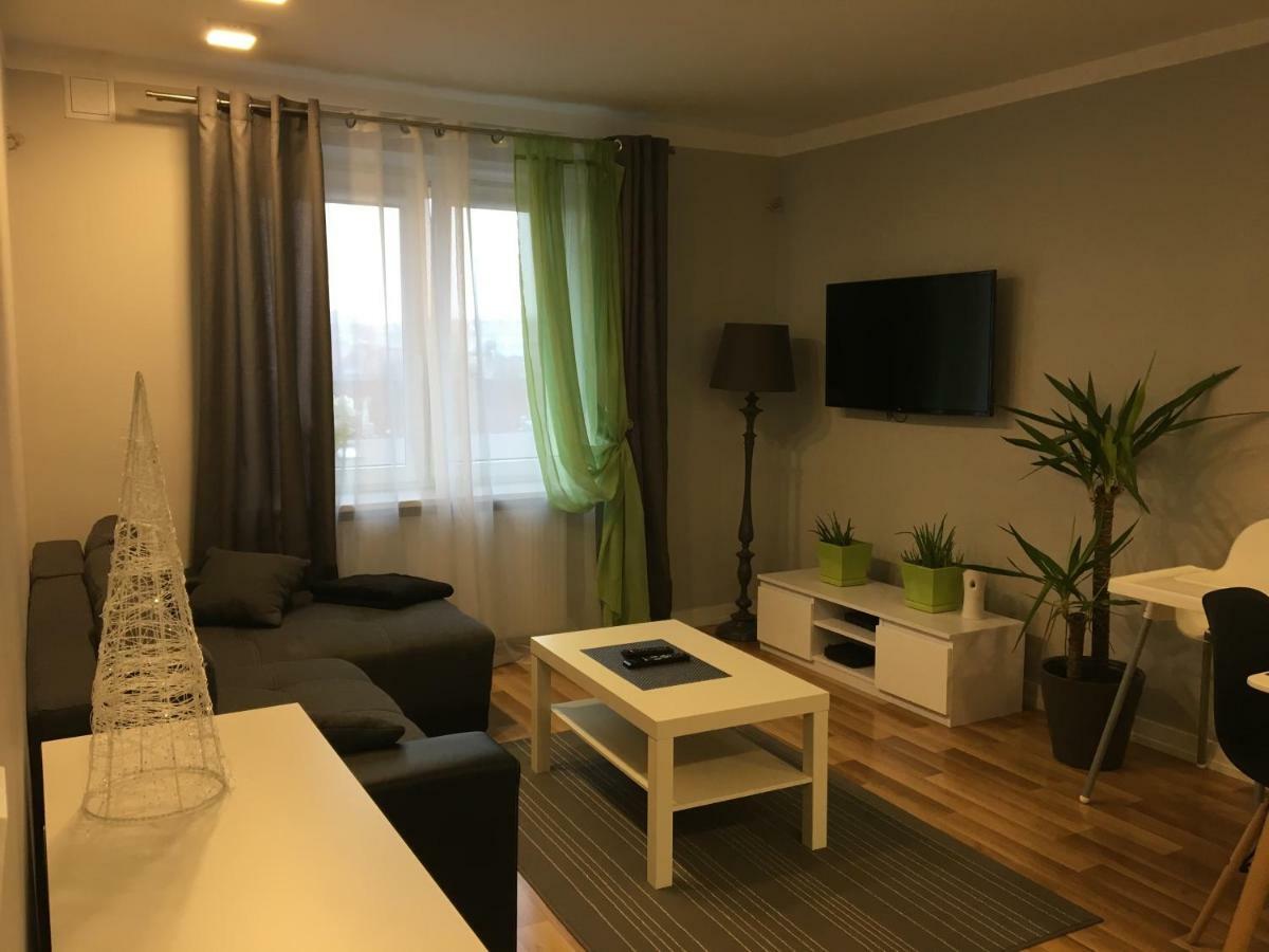 Family & Business Elegant Apartments Rynek Centrum Downtown - 2 Bedroom, Balcony, Parking Кельце Экстерьер фото